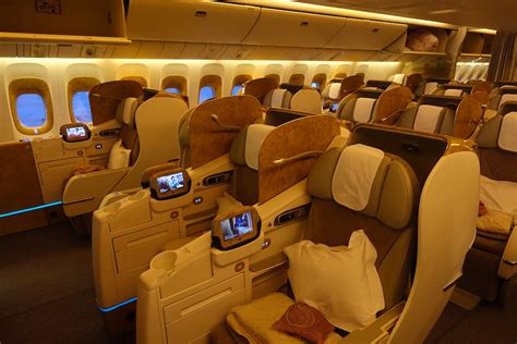 boeing 777-300 emirates business class